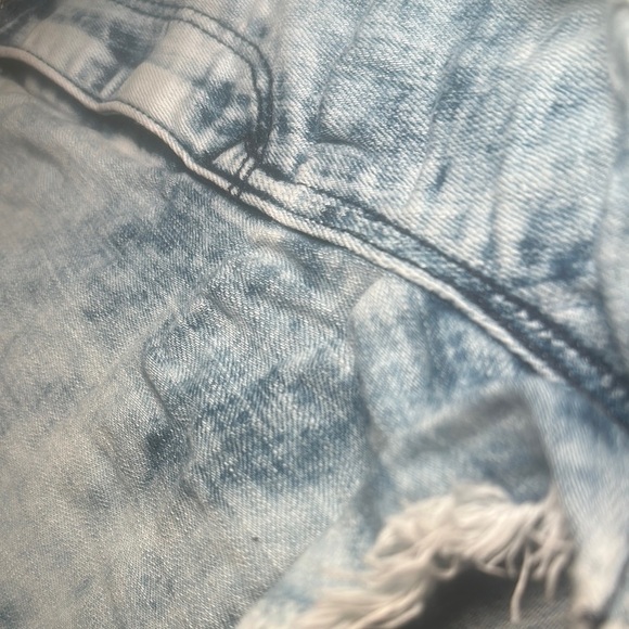 Express Blue Jean Shorts with Vintage Distressed Look - Picture 5 of 8